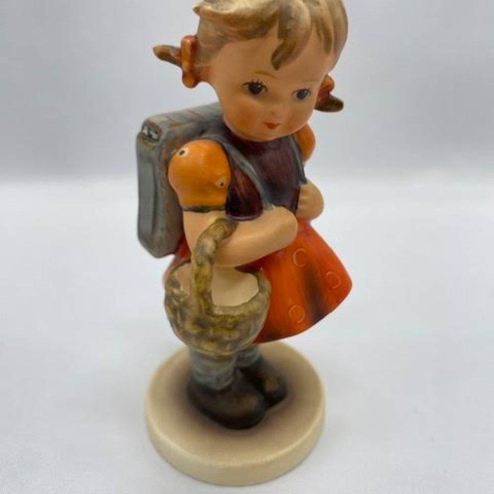 HUMMEL Vintage School Girl, 1960-1972, TMK-3